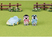 Load image into Gallery viewer, Sylvanian Families - Penguin Babies Ride n' Play